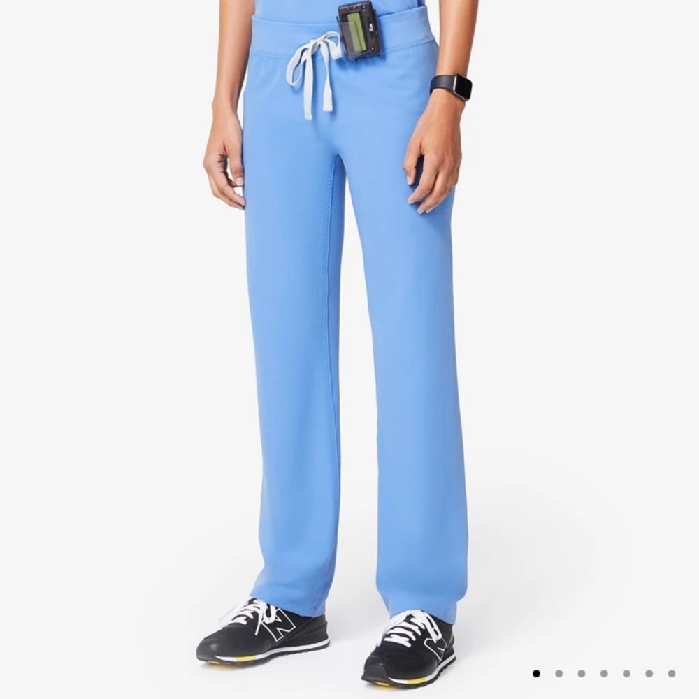 NWT Figs ceil blue Livingston scrub pants